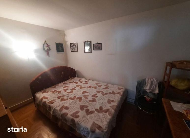 Casă cu 4 camere cu Canalizare în Gara Veche