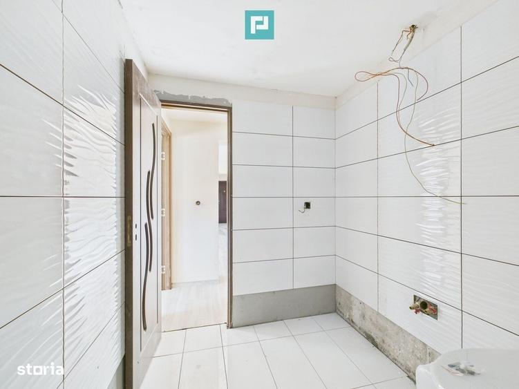 Apartament cu 3 camere în Buziașului