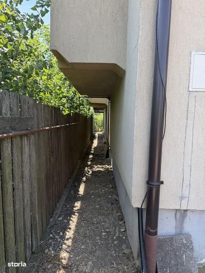 Casă cu 4 camere în Ghiroda