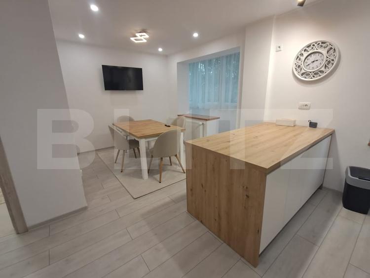 Apartament cu 3 camere circular, mobilat în Tudor