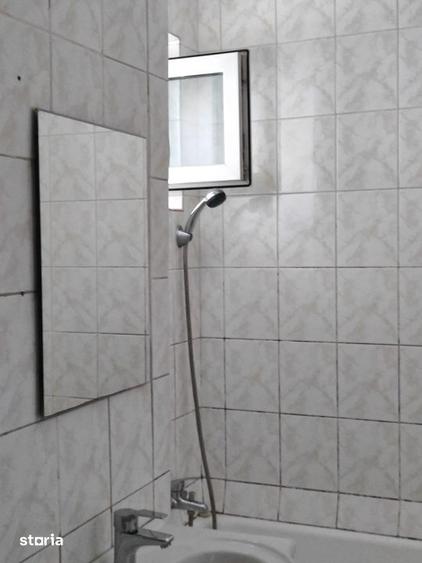 Apartament cu 2 camere semidecomandat în Pantelimon