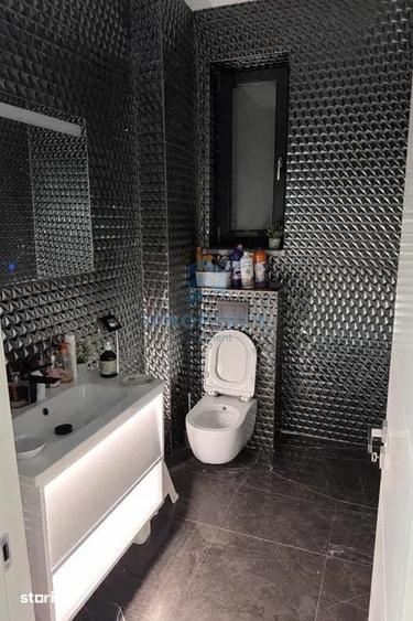 Casă cu 6 camere cu Teren 310 Mp în Dobroești