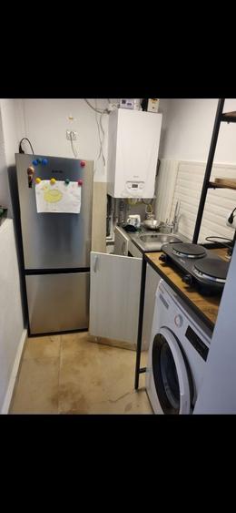Casă cu 4 camere în Exterior Vest