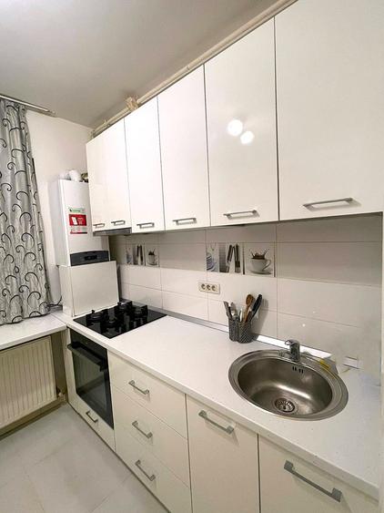 Apartament cu 2 camere semidecomandat în Fundeni