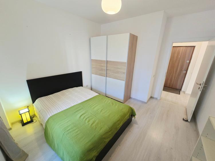 Apartament cu 2 camere semidecomandat în Militari