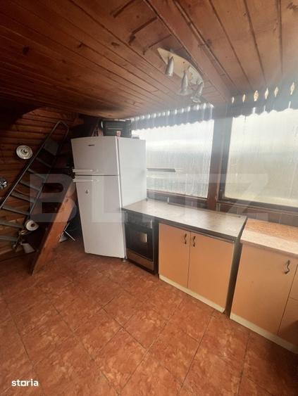 Casă cu 2 camere în Corunca