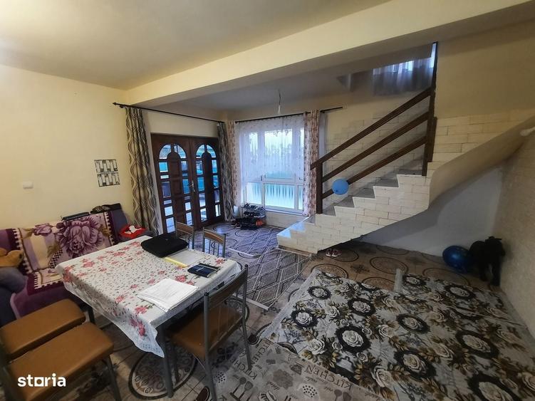 Casă cu 4 camere cu Teren 680 Mp în Micula