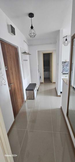 Apartament cu 2 camere decomandat în Faleză