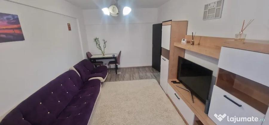 Apartament cu 2 camere decomandat în Rahova