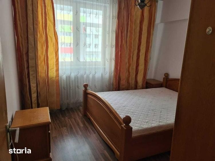 Apartament cu 3 camere decomandat în Rahova