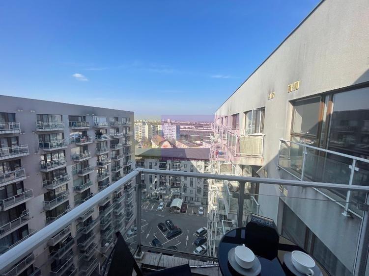 Apartament cu 3 camere decomandat, mobilat în Titan