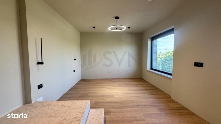 Casă cu 4 camere decomandat în Băneasa