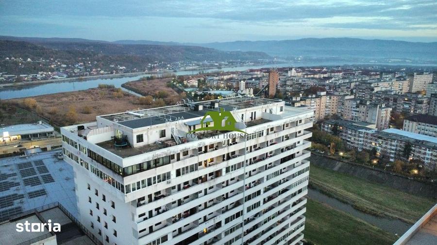 Apartament cu 4 camere în Central