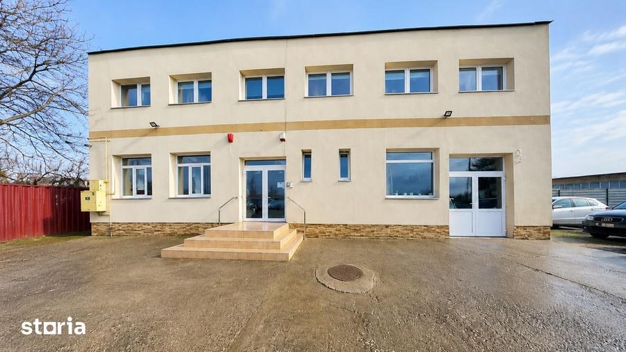 Spațiu comercial, de 1,325 mp, în Central