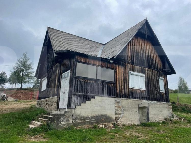Casă individuală cu 3 camere cu Teren 600 Mp în Beliș