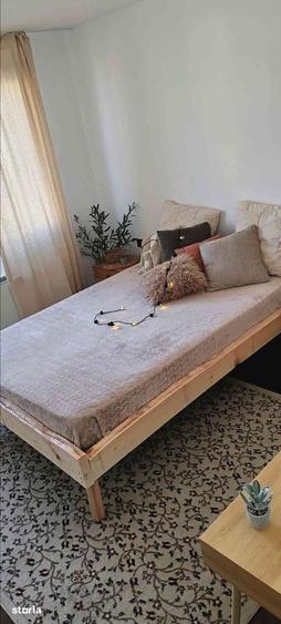 Apartament cu 3 camere semidecomandat în Ultracentral