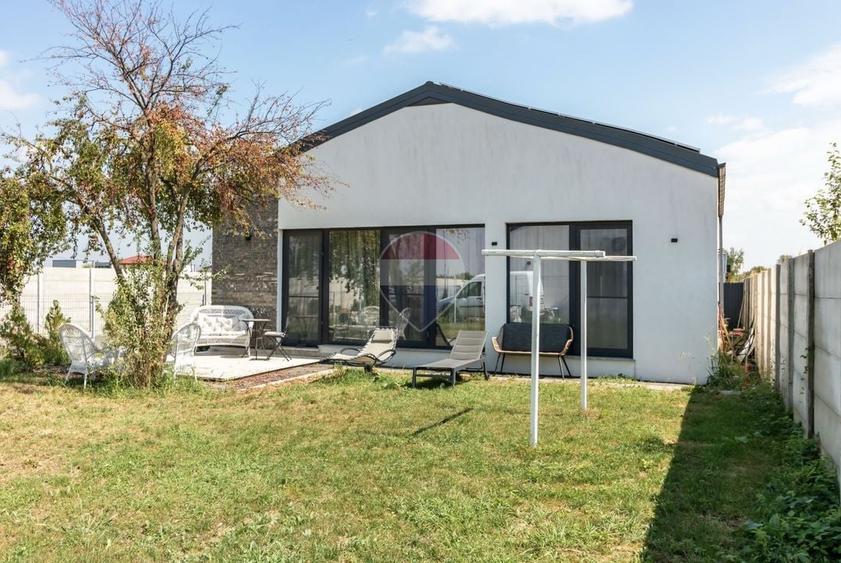 Casă individuală cu 4 camere cu Teren 404 Mp în Corbeanca