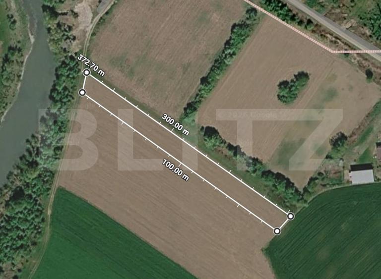 Teren agricol extravilan de 2500 mp, în Central