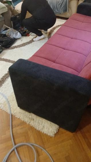 Apartament cu 3 camere decomandat în