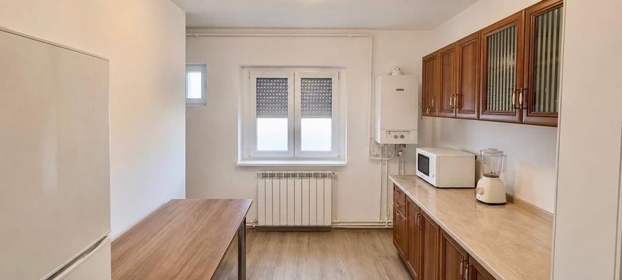 Apartament cu 2 camere decomandat în Tomis III