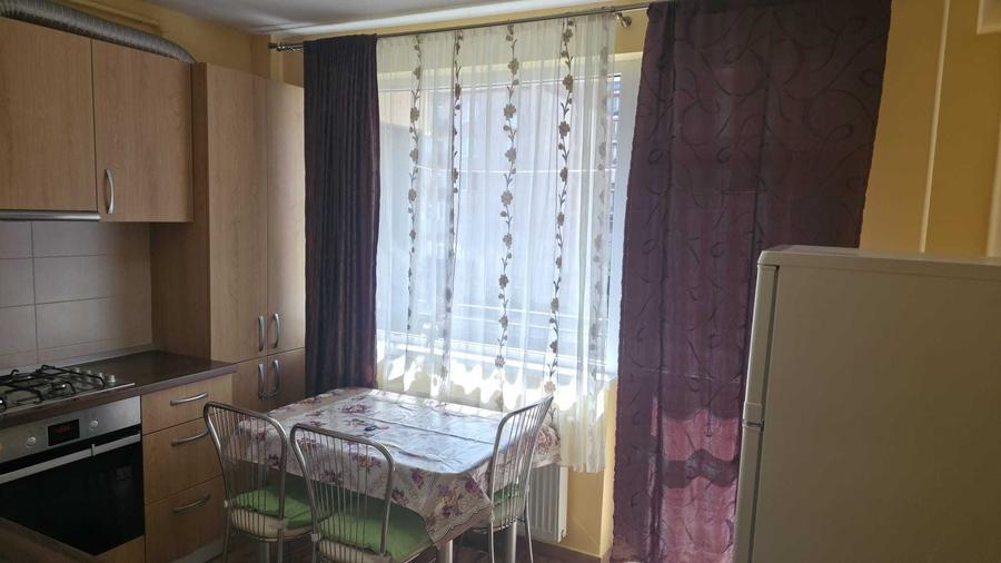 Garsonieră decomandată în Borhanci