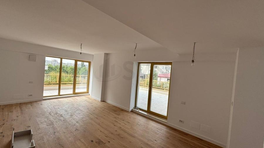 REA1018703 Apartmament modern 3 camere cu gradina proprie I Zona Unirii - 10
