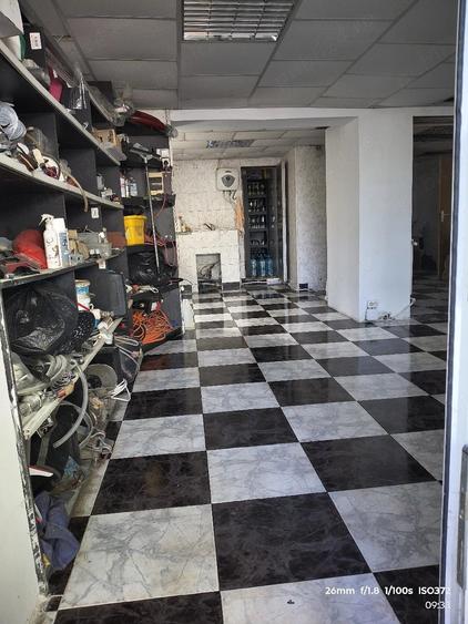 Spațiu comercial, de 80 mp, în Iosia