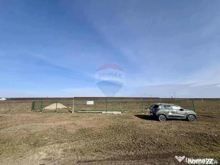 Teren de 662 mp, în Nord