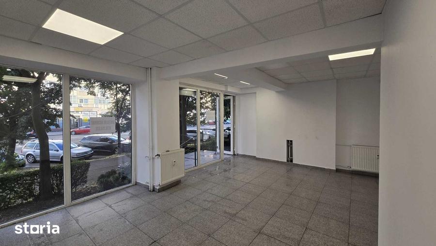 Spațiu comercial, de 37 mp, în Decebal