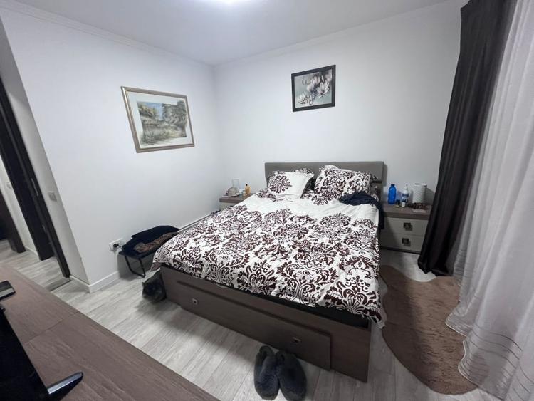 Apartament cu 4 camere decomandat, mobilat în 1 Mai