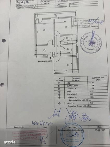 Apartament cu 3 camere decomandat în Cornișa