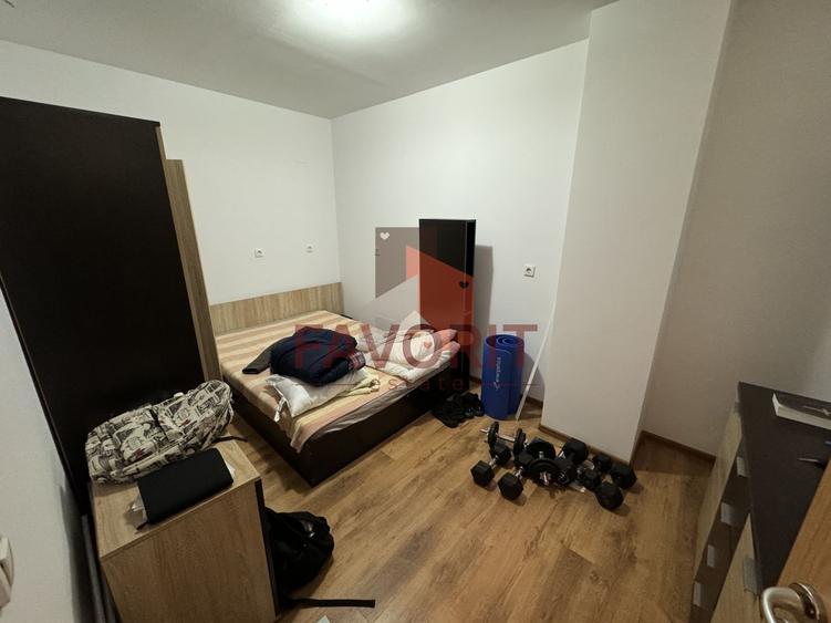 Bloc nou | Disponibil imediat | Boxa in CF | Pozitie excelenta | - 7