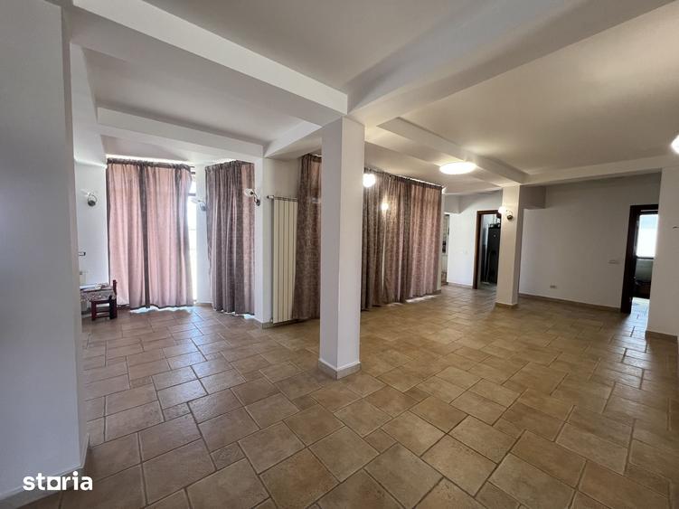 Casă cu 7 camere cu Teren 1900 Mp în Cornetu
