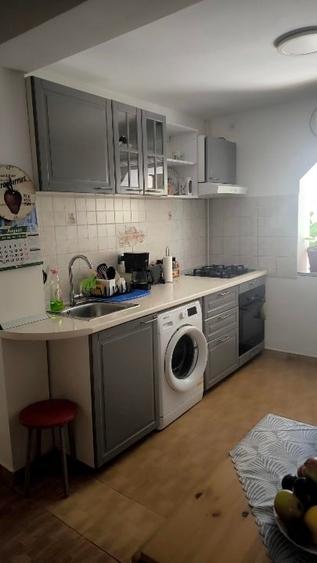 Apartament cu 2 camere decomandat, mobilat în Brâncoveanu