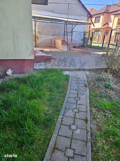 Casă cu 5 camere cu Teren 359 Mp în Central