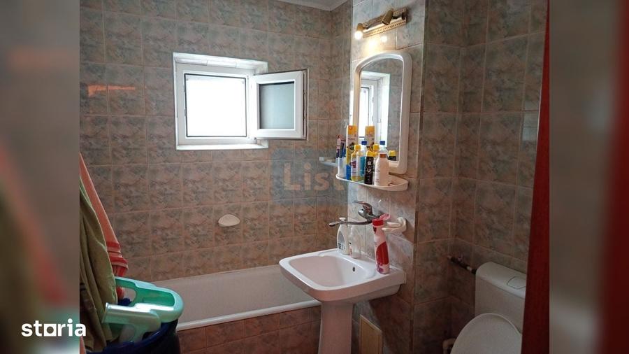 Apartament cu 2 camere decomandat în Siderurgiștilor
