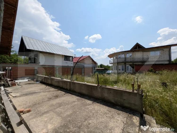 Casă cu 5 camere cu Teren 141 Mp în Central