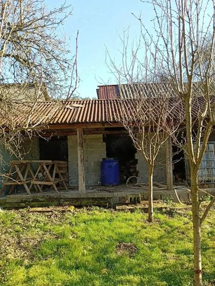 Casă cu Teren 1700 Mp în Central
