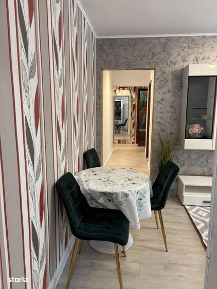 Apartament cu 4 camere semidecomandat în Drumul Taberei
