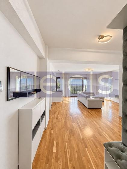 Apartament cu 3 camere, mobilat în Aviației