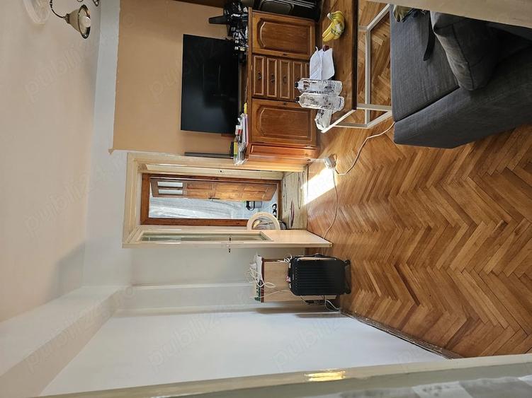 Apartament cu 2 camere semidecomandat în Girocului