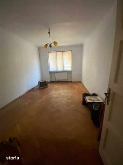 Apartement de vanzare Onesti 2 camere decomandat Quartal - 1