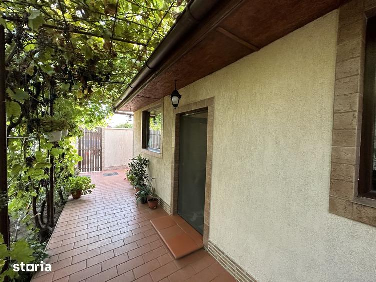 Casă cu 4 camere cu Teren 225 Mp în Rahova
