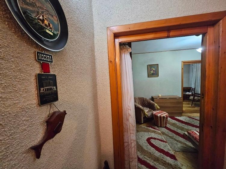 Apartament cu 2 camere nedecomandat, mobilat în Fălticeni