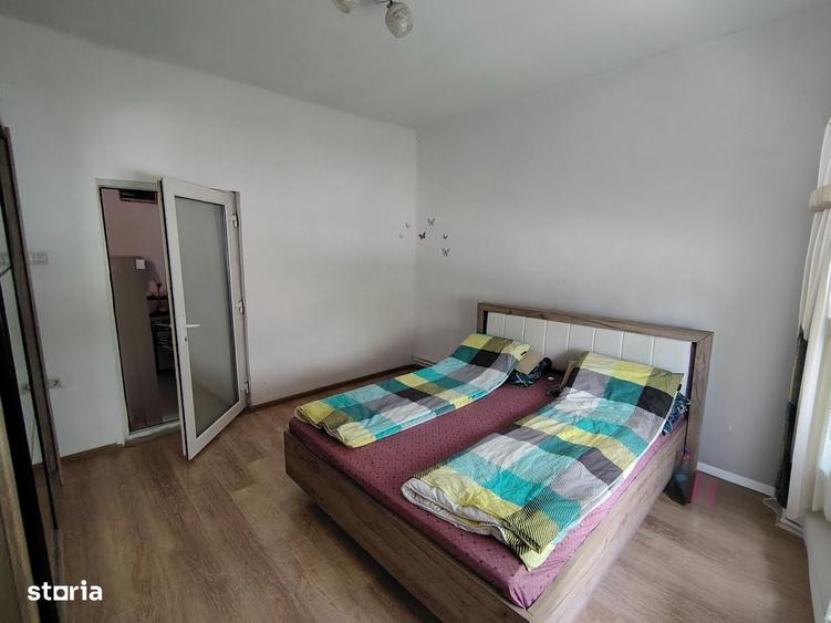 Casă cu 4 camere în Zimandcuz