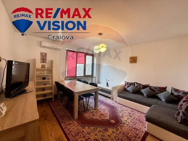 Apartament cu 2 camere de închiriat în zona Ultracentral - 1