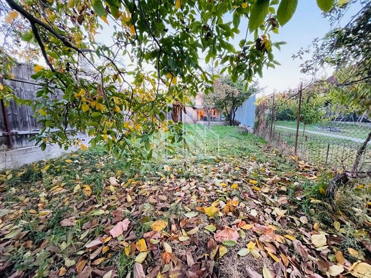Casă individuală cu 2 camere cu Canalizare în Bujac