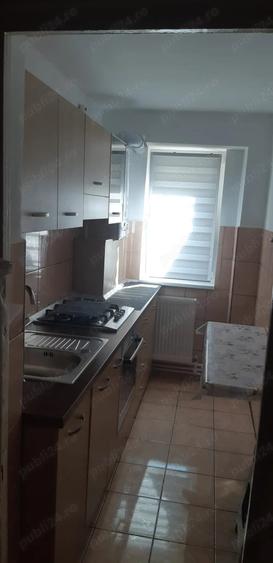 Apartament cu 2 camere semidecomandat în Viziru 3
