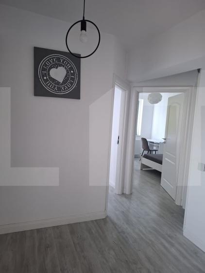 Apartament cu 4 camere decomandat, mobilat în Tudor Vladimirescu