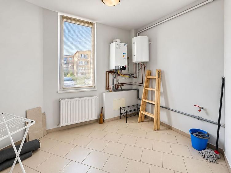 Apartament cu 2 camere semidecomandat, mobilat în Giroc